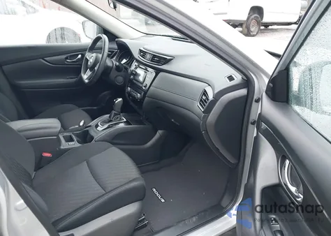 2017 Nissan Rogue Sv z USA, uszkodzony, nr VIN KNMAT2MT2HP612084